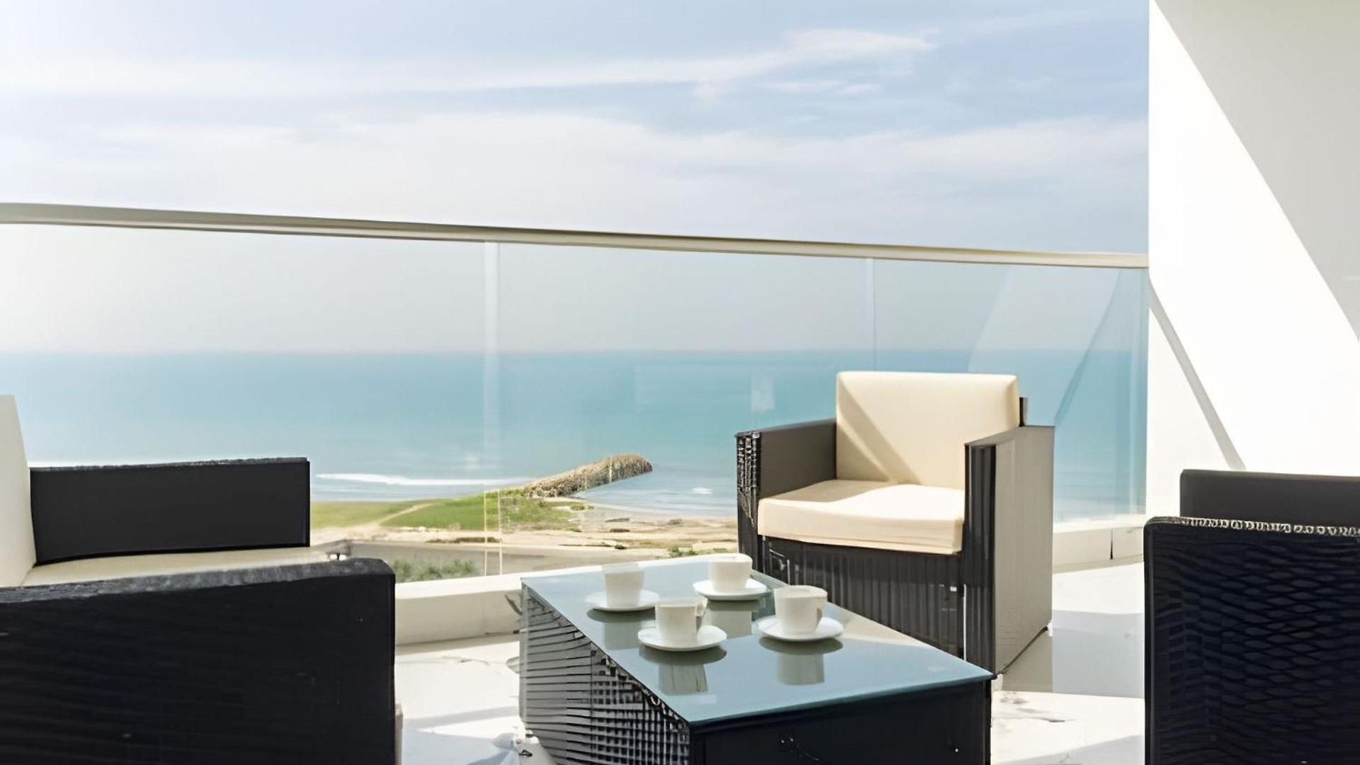 Escape To Paradise In Beautiful