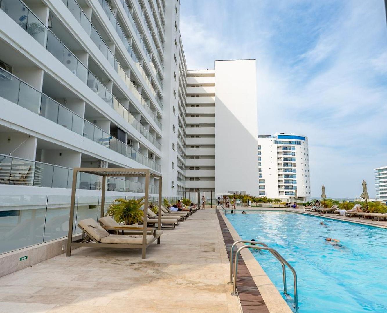 Escape To Paradise In Beautiful Apartment *