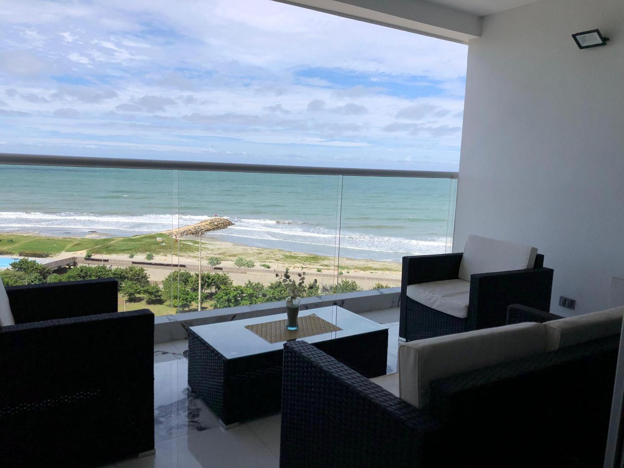 Escape To Paradise - Oceanfront In *